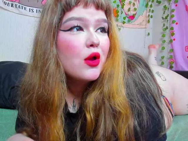 -CandyM1lky- on BongaCams 