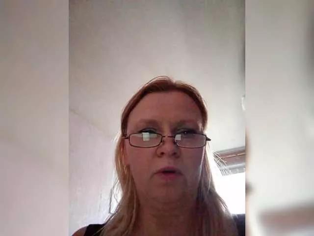 -Chiika- on BongaCams 