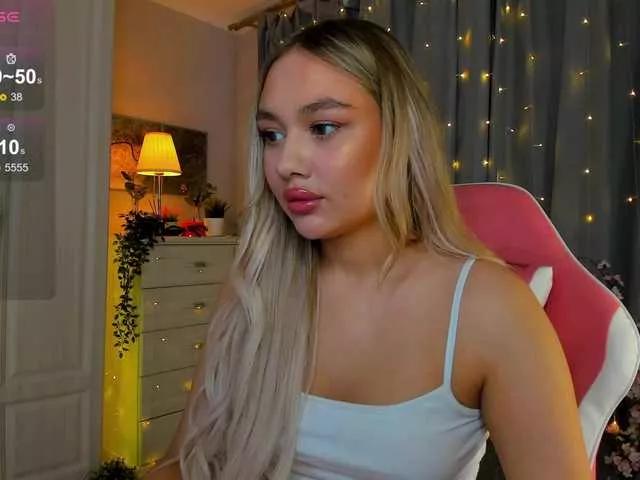 -Lanvin- on BongaCams 