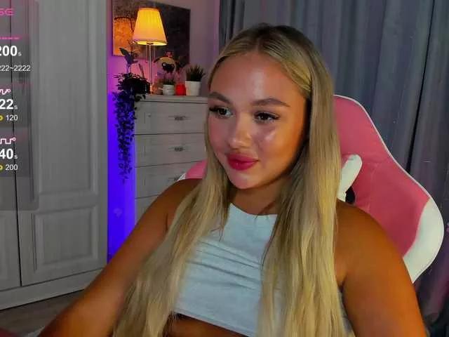 -Lanvin- on BongaCams 