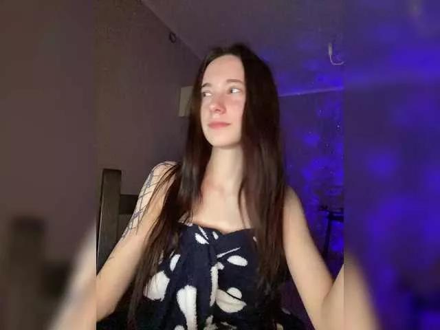-LittleFairy- on BongaCams 
