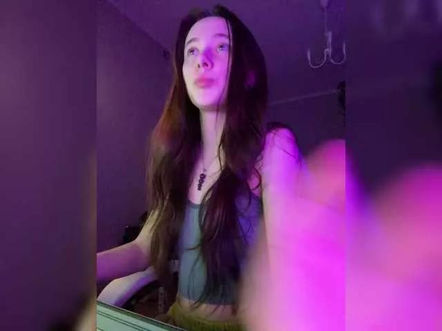 -LittleFairy- on BongaCams 