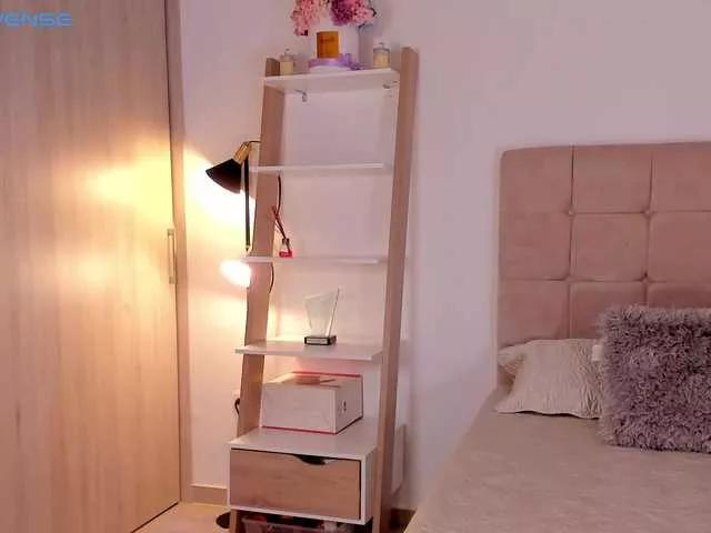 AbellaCroft on BongaCams 