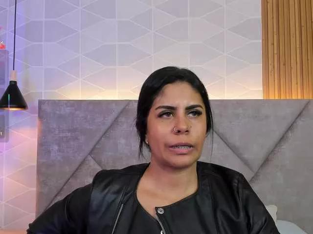 Ada-lee on BongaCams 