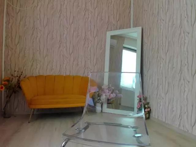 AishaRouhi on BongaCams 