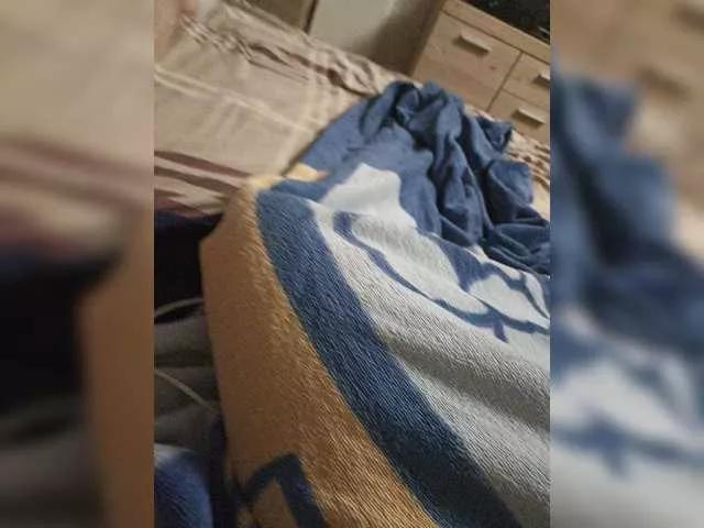Aleksaa-11 on BongaCams 