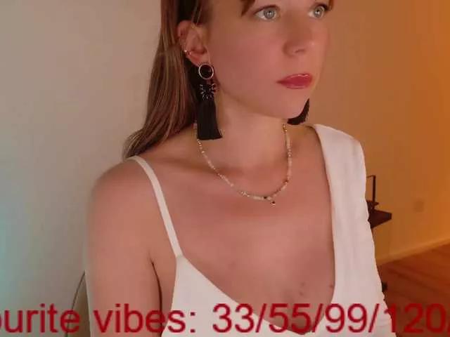 AlessiaAura on BongaCams 