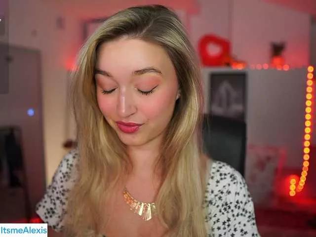AlexisTexas18 on BongaCams 