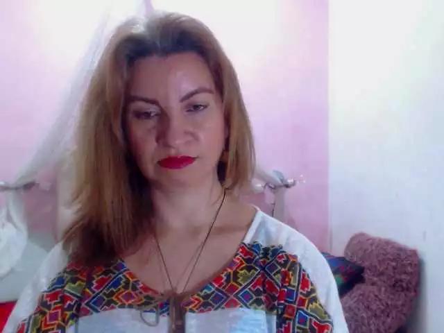 AliceMiller13 on BongaCams 