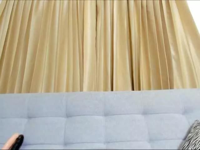 AliciaMilf on BongaCams 