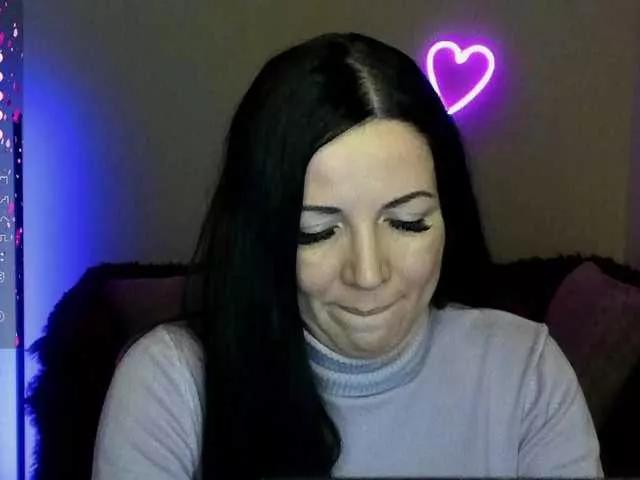 AlikaLorensTalk on BongaCams 