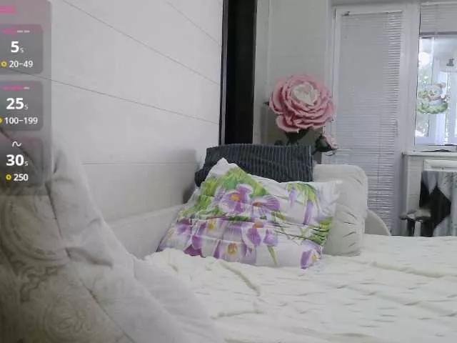 Alina-black on BongaCams 
