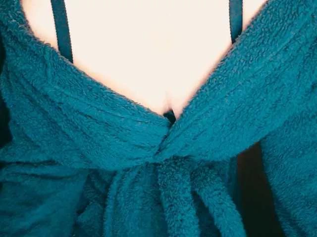 Alisa1917 on BongaCams 