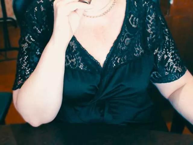 Alisa1917 on BongaCams 