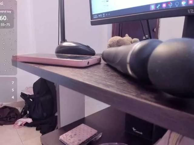 allyson-aisha on BongaCams 