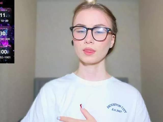 AminaLuxuryyy on BongaCams 