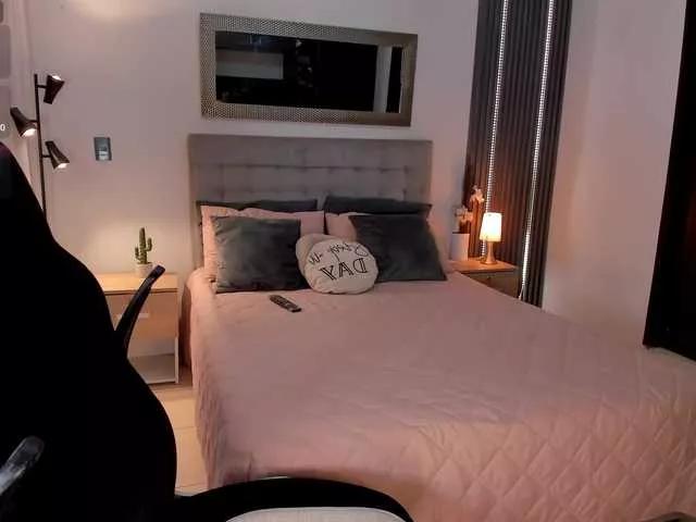 AmyWoods on BongaCams 