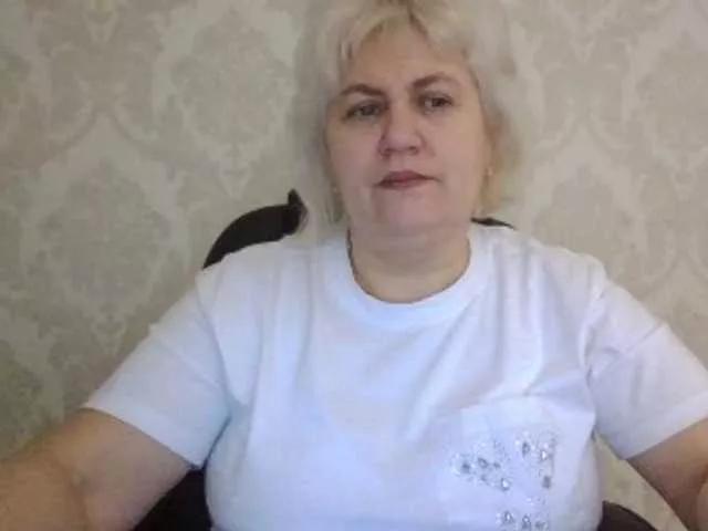 AngelaFamez on BongaCams 