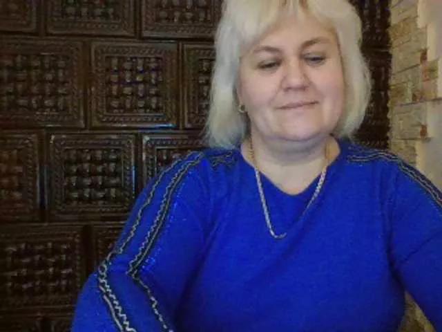 AngelaFamez on BongaCams 