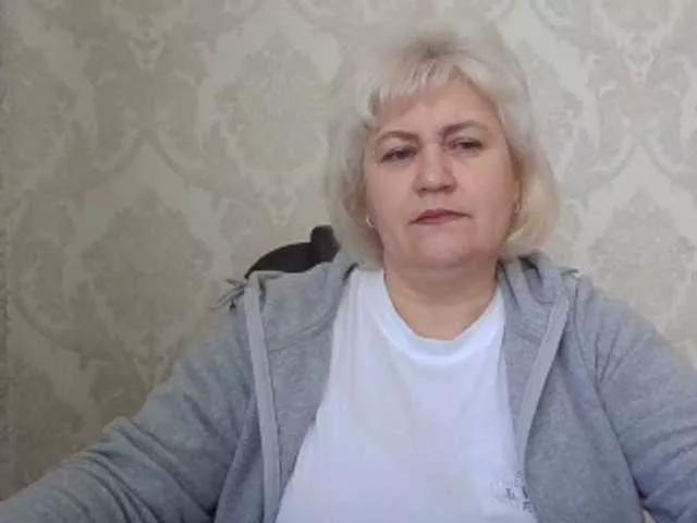 AngelaFamez on BongaCams 