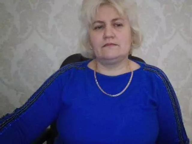 AngelaFamez on BongaCams 