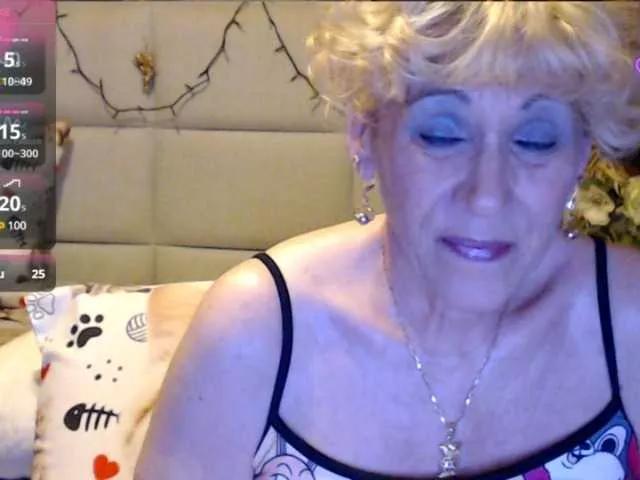 ANGELGRANNY on BongaCams 