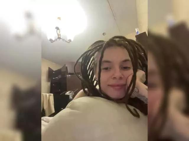 AngesInTattoo18 on BongaCams 