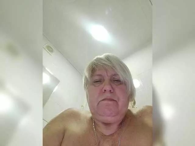 Arlisaac on BongaCams 