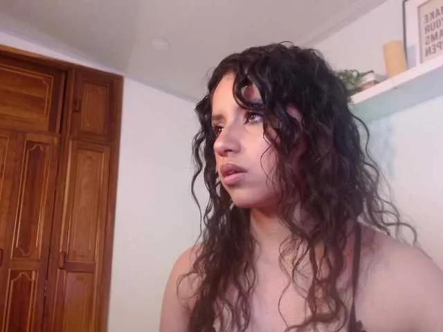 artemisadh on BongaCams 