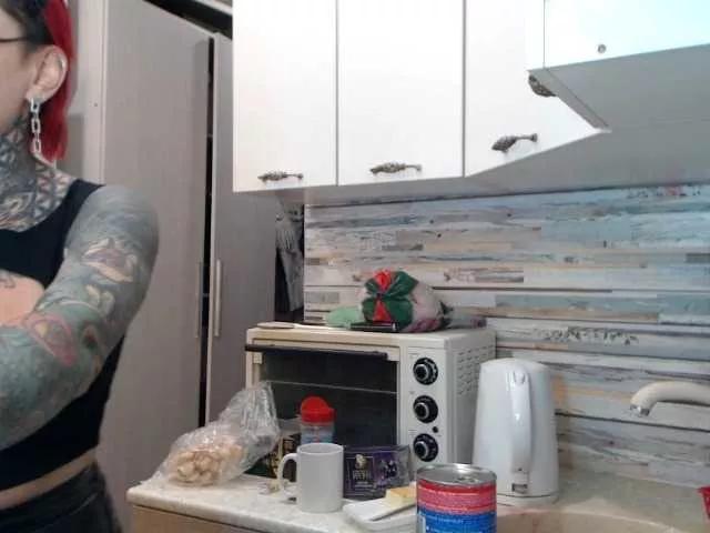 azazel-queen7 on BongaCams 