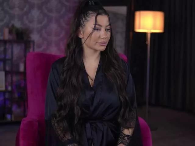 BabyUnholly on BongaCams 