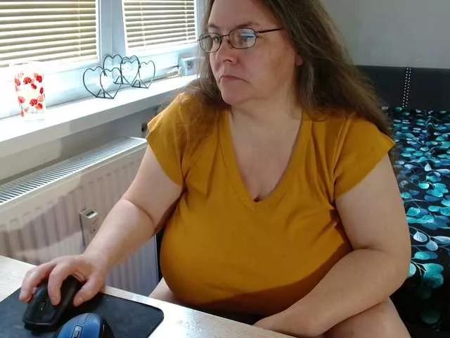 Bessy123 on BongaCams 