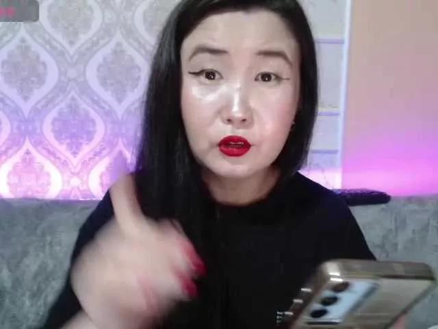 Bet-Lu on BongaCams 