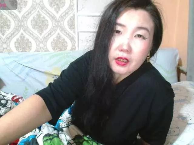 Bet-Lu on BongaCams 
