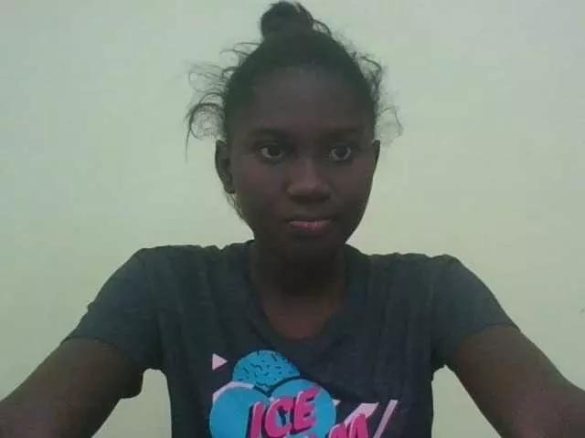 Blackgally2 on BongaCams 