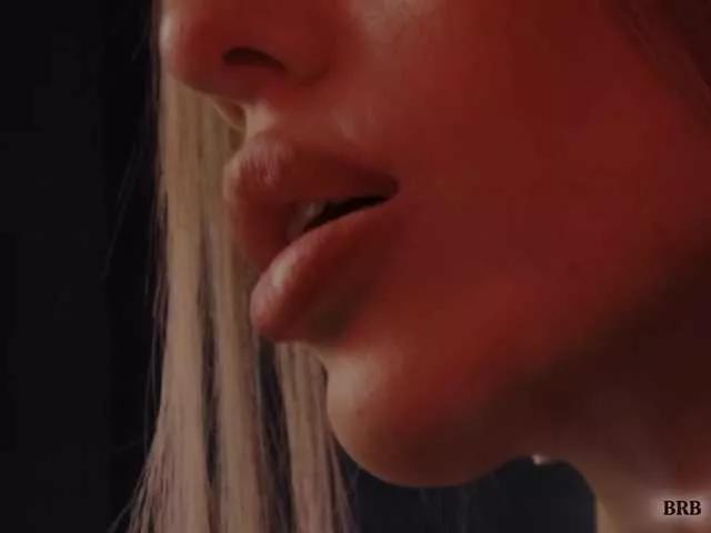 blondinochkaa on BongaCams 