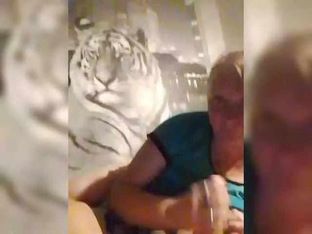 BrideyMollie on BongaCams 
