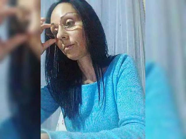Brunetasexy1 on BongaCams 