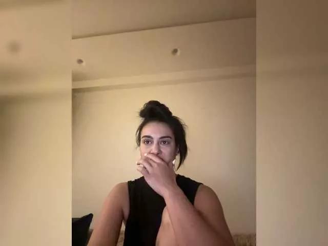 bubble-gum122 on BongaCams 