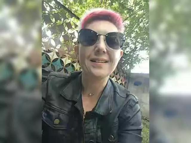 BUSINKA-25 on BongaCams 