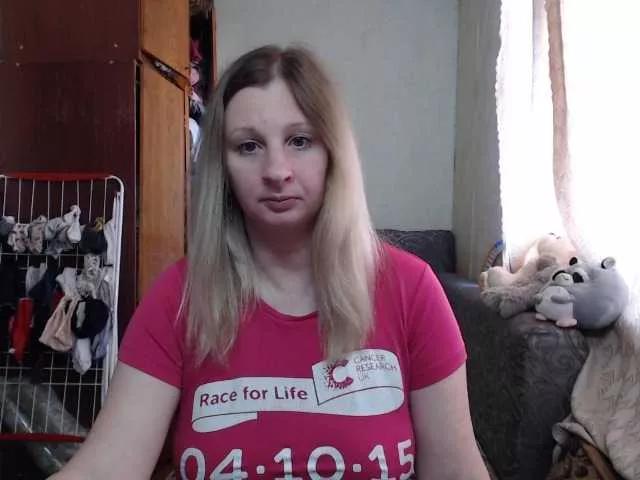 BustyBlondy on BongaCams 