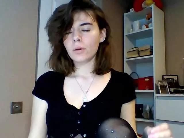 camLuna on BongaCams 