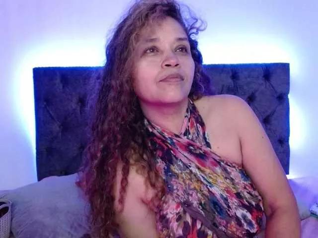 Candela-lat on BongaCams 