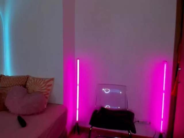 Freechat Carolalen on BongaCams