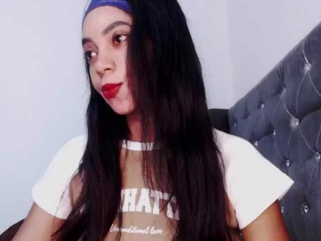 Cata-Santana on BongaCams 