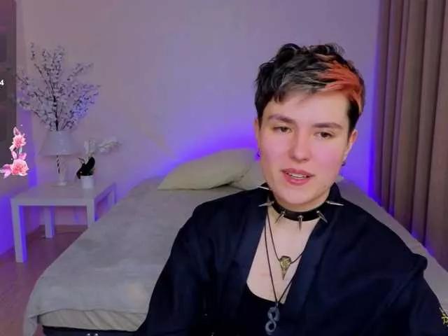 CharlieeAdams on BongaCams 