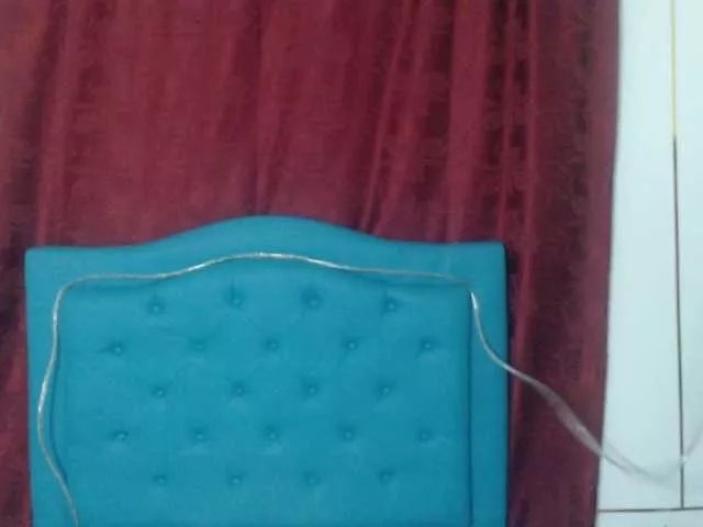 Freechat Charlotte-xoxo on BongaCams