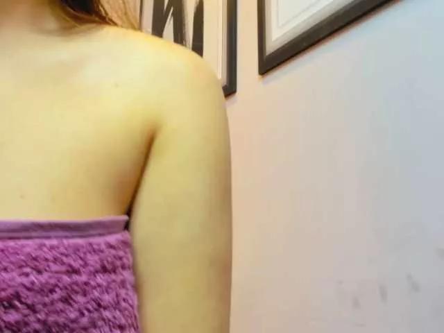 daddysgirlss on BongaCams 