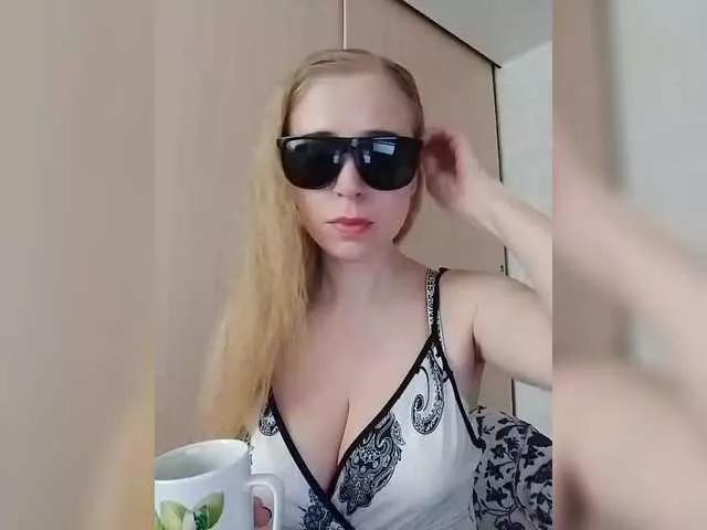 DashaKisa951 on BongaCams 