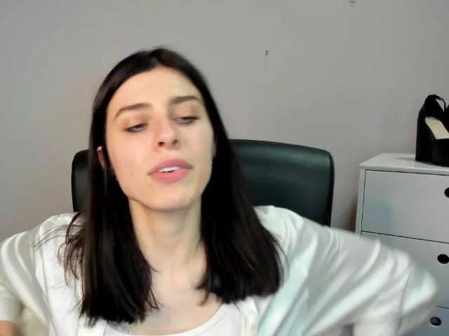 desirePIA on BongaCams 